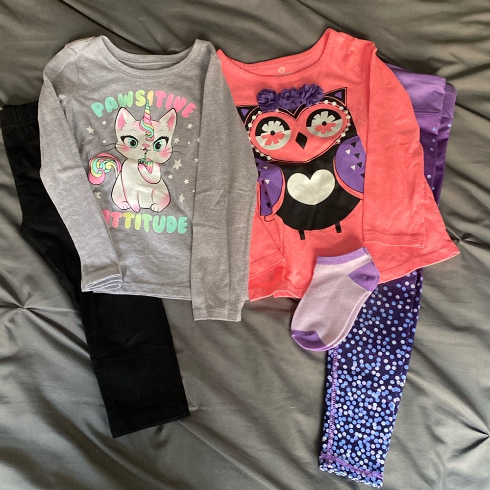 Girls size 4 long sleeve with leggings sets of 2